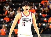 极速竞猜-Ning在湖人比赛中关键助攻，出色防守引发热议！的简单介绍