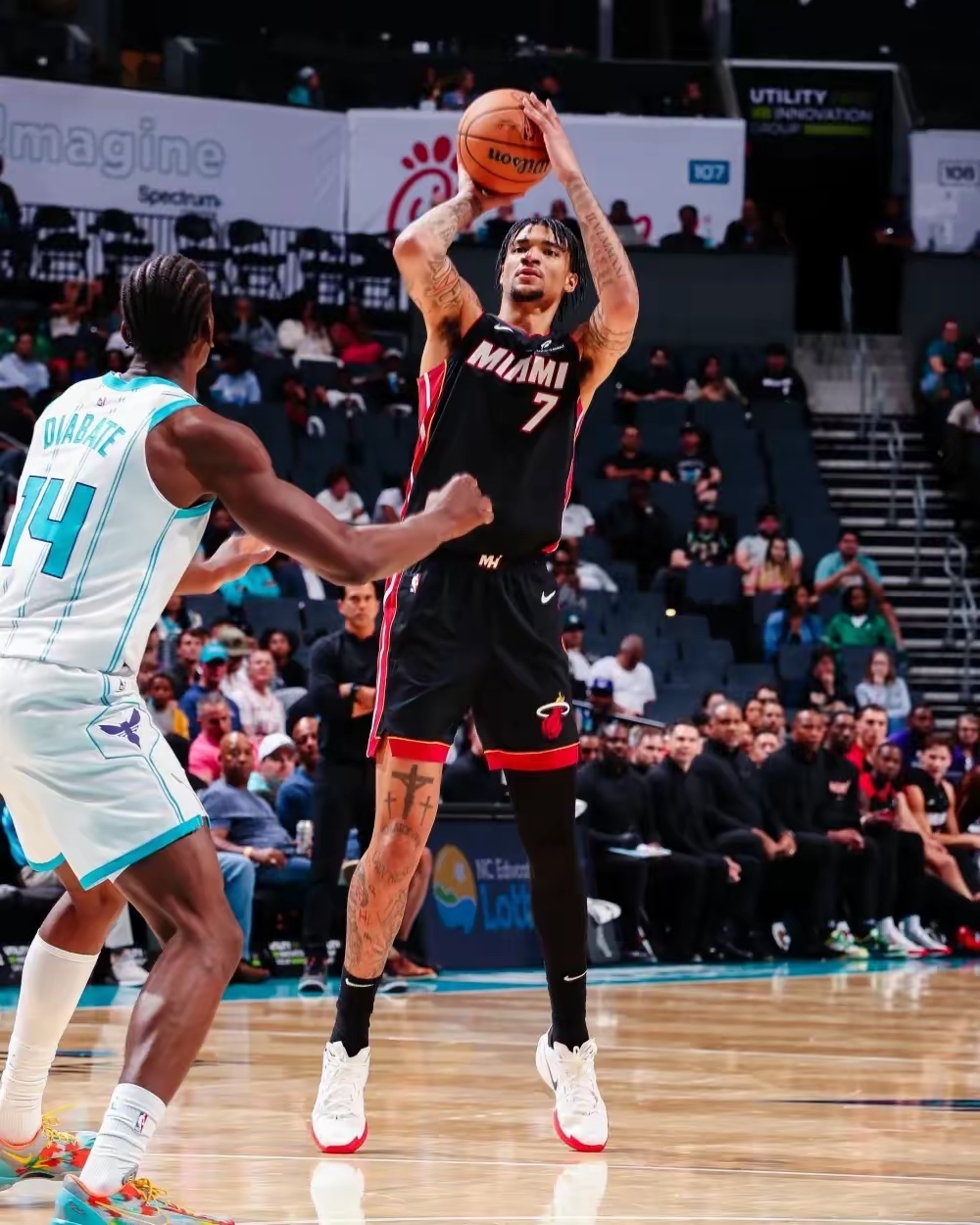 关于多特蒙德迎NBA常规赛关键赛,加时末段刷新队史纪录,引发热议,团队化学反应显著的信息 关于多特蒙德迎NBA常规赛关键赛,加时末段刷新队史纪录,引发热议,团队化学反应显著的信息